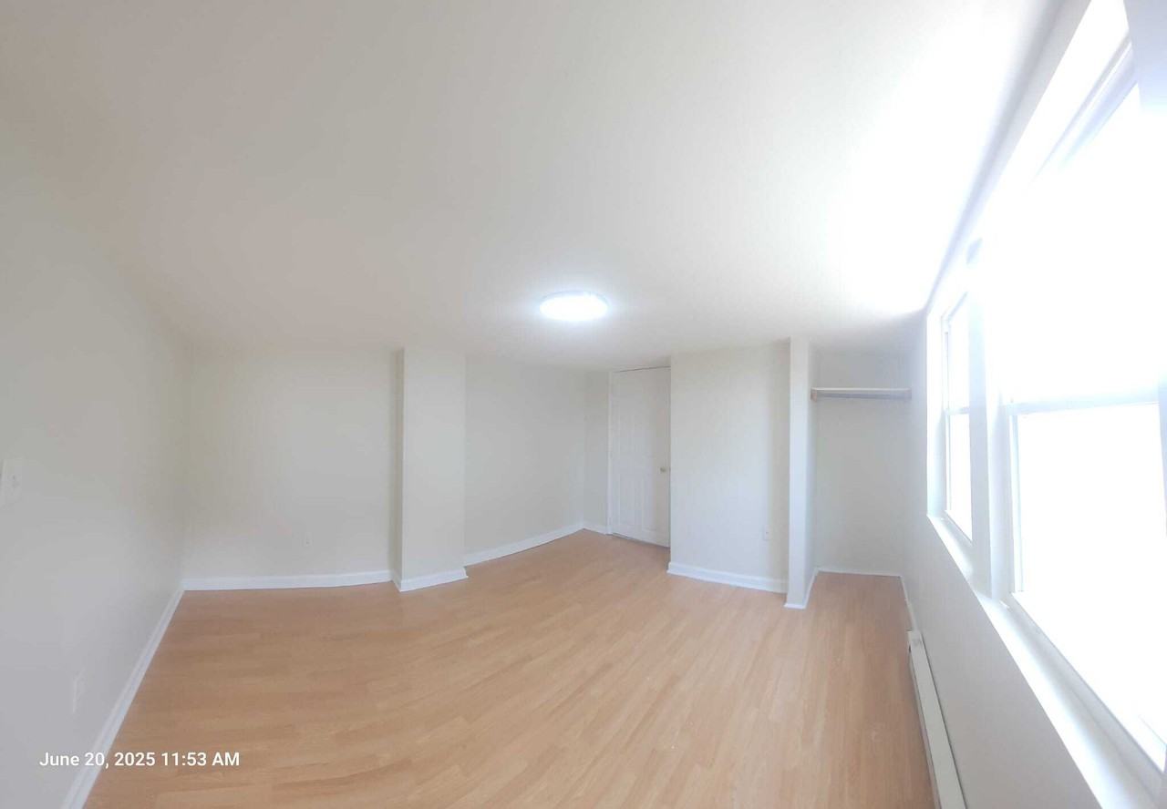 14 Coal St #B - Photo 2 of 16