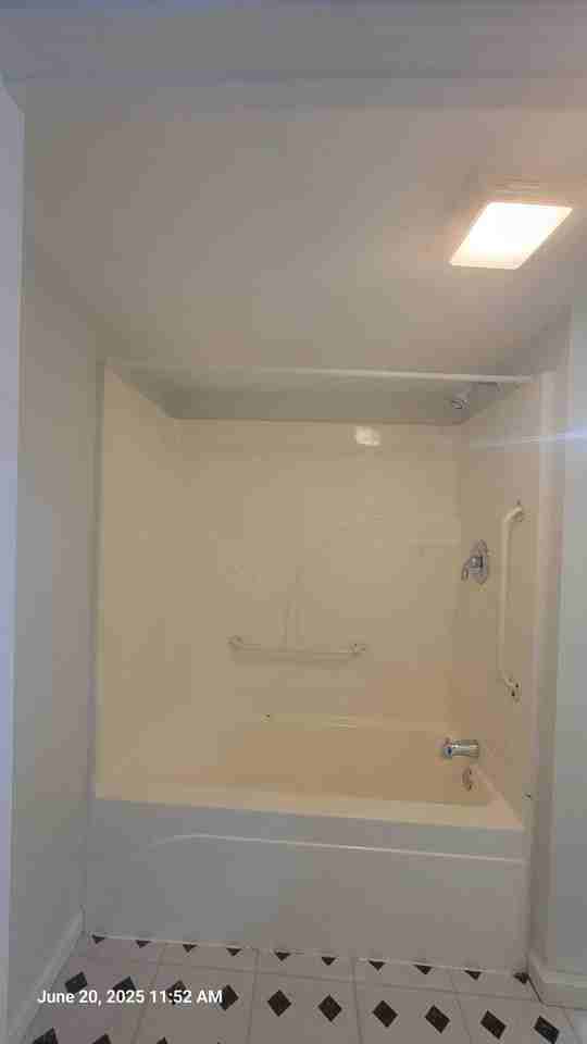 14 Coal St #B - Photo 4 of 16