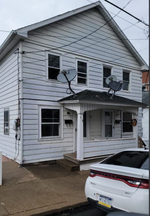 14 Coal St #B - Photo 5 of 16