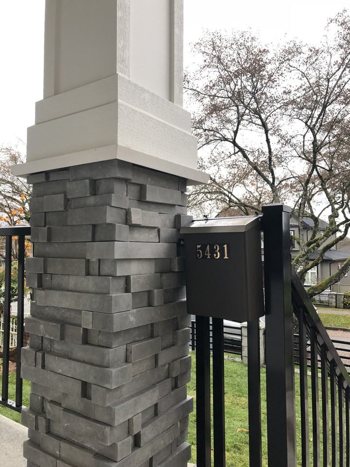 5431 Slocan St - Photo 3 of 50