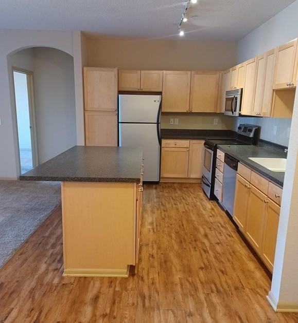 36th & Hwy 100 #448 - Photo 3 of 11