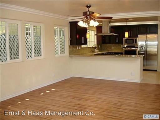 114 N Vía Di Roma Walk - Photo 3 of 11