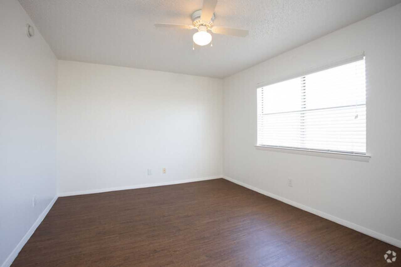 Cannon South - Photo 3 of 50