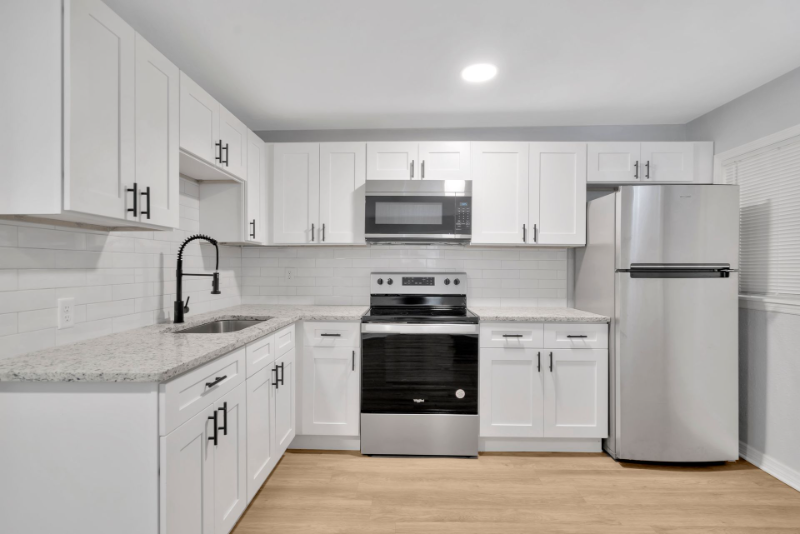 8112 North Mulberry Street #3 - Photo 2 of 7