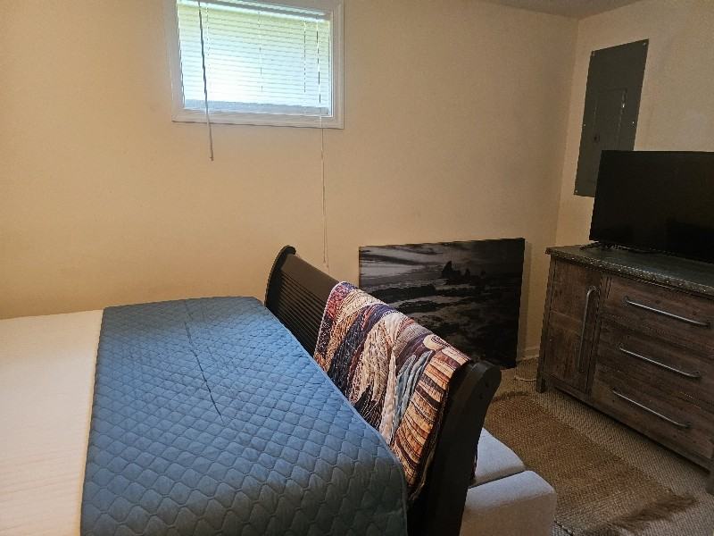 7500 Harrison Ln - Photo 3 of 14