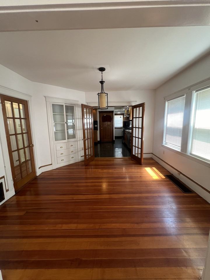 17 Berry Street - Photo 3 of 12