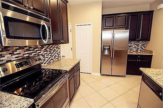 1652 Plumeria Pl - Photo 7 of 23