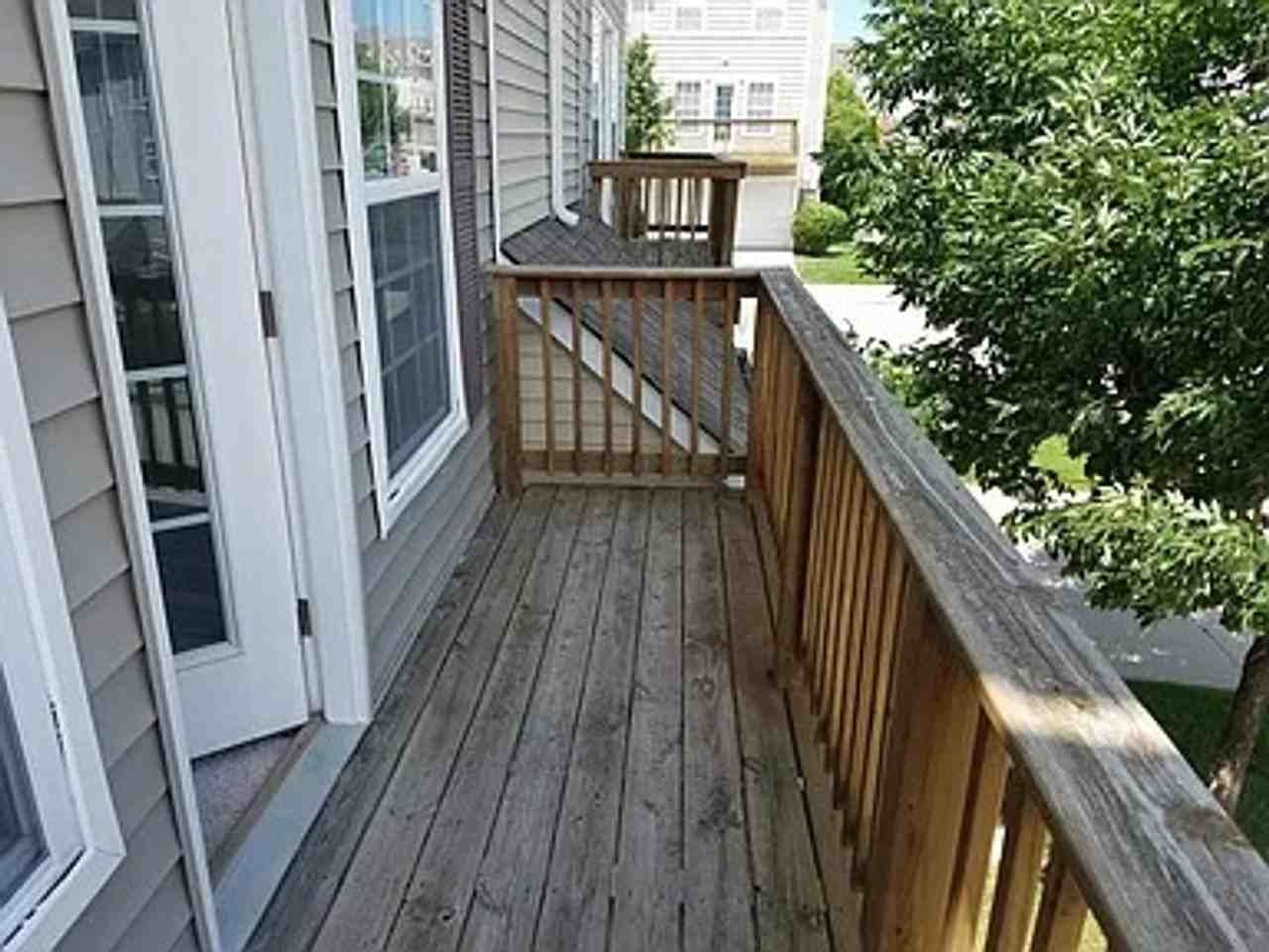 2150 Ne 18th St #92 - Photo 2 of 17