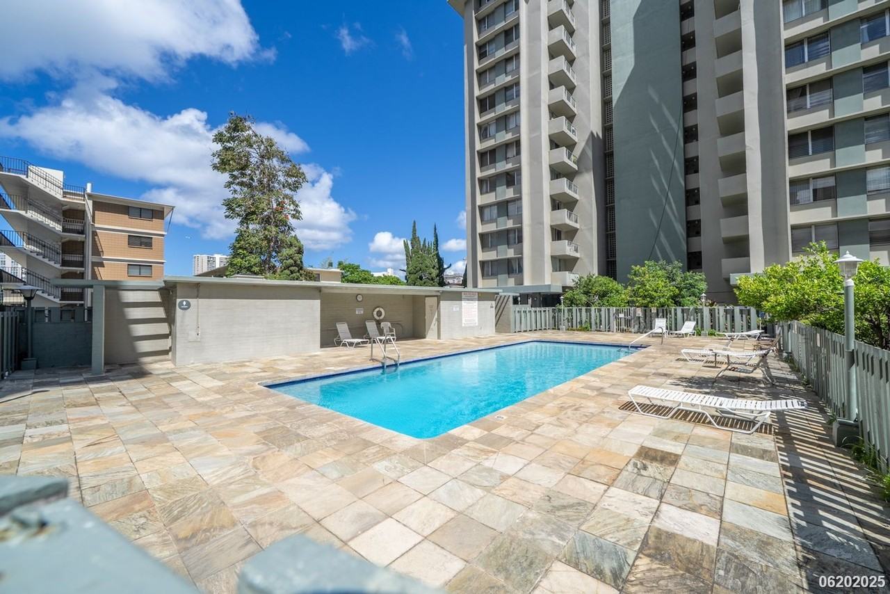 2651 Kuilei St #B76 - Photo 4 of 23