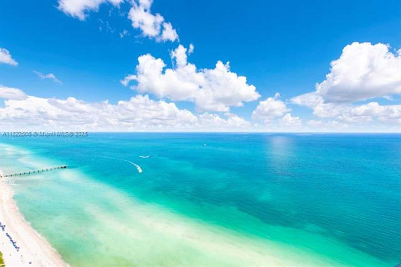 15701 15701 Collins Ave appt 4601 - Photo 2 of 34