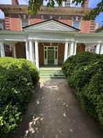 featured image of 1308 Clay St