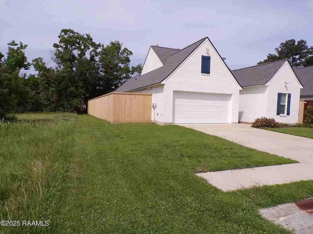 400 Croft Row - Photo 2 of 31