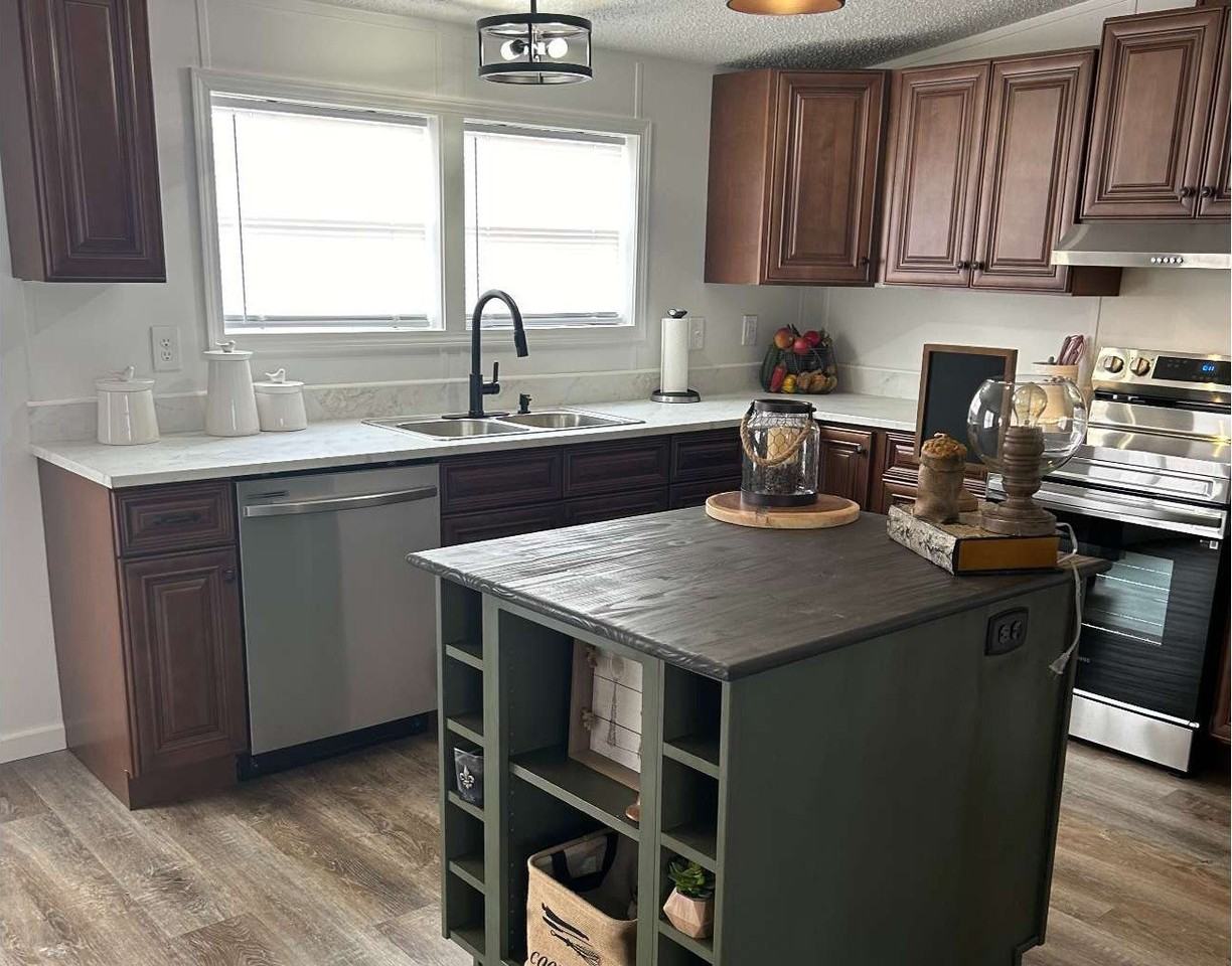 19456 161st Ct - Photo 4 of 10