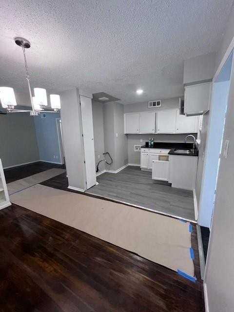 2428 Klondike Dr - Photo 7 of 9