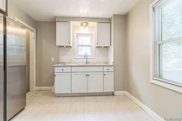 19620 Lyndon St - Photo 4 of 14