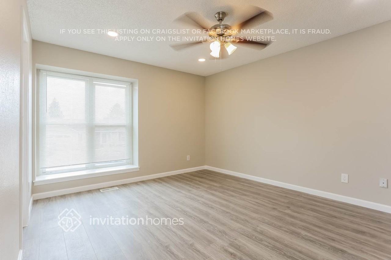 5752 S Perth Pl - Photo 6 of 12