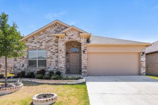 9132 Golden Hollow Ln - Photo 1 of 1