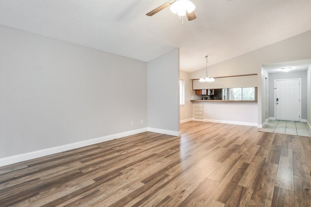 810 Grand Cayman Ct - Photo 6 of 16