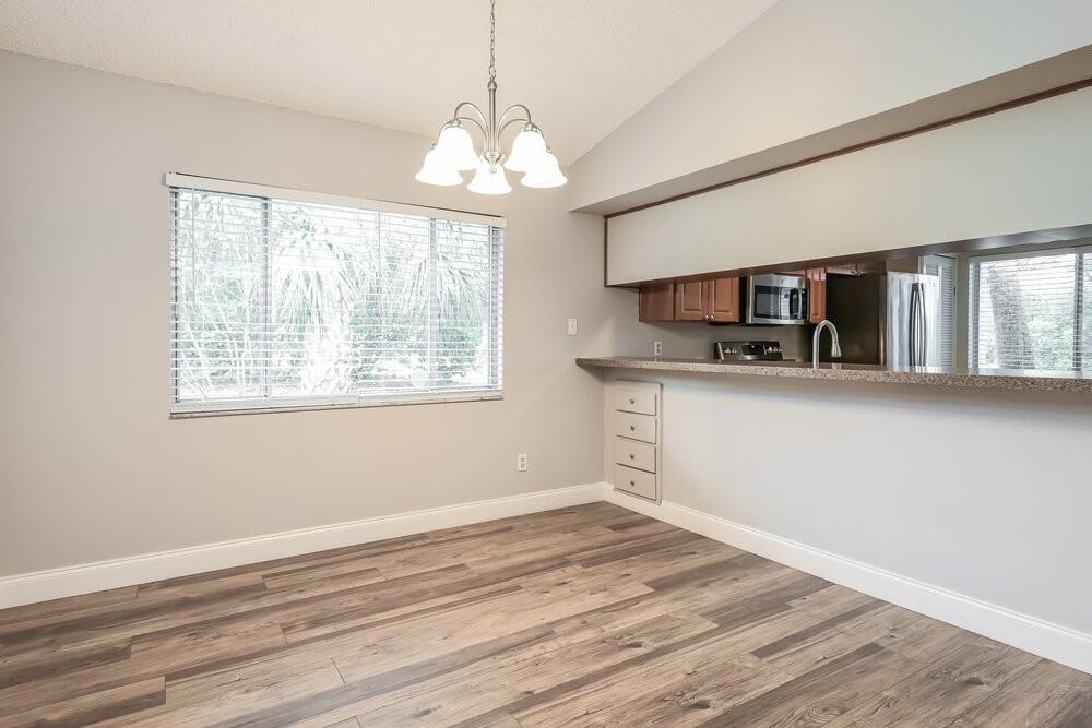 810 Grand Cayman Ct - Photo 7 of 16