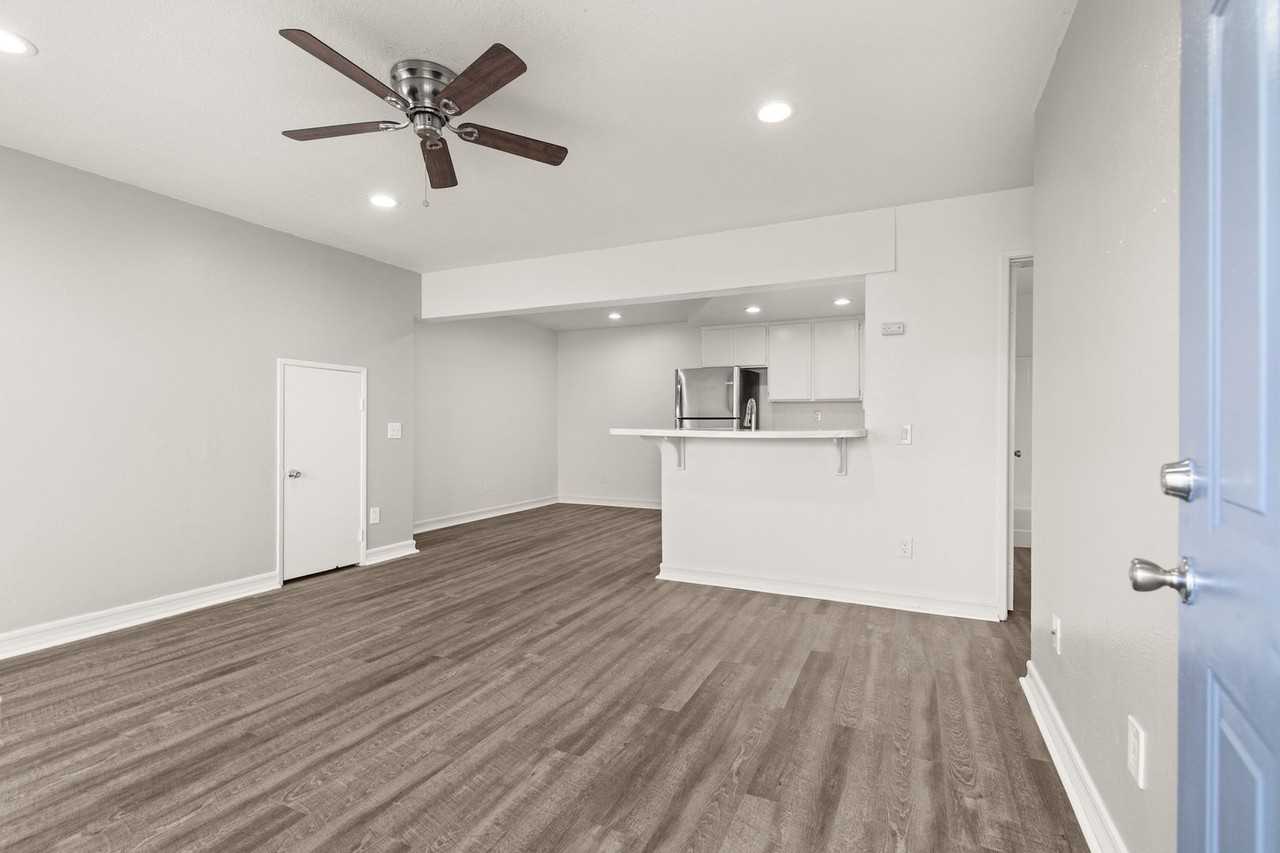 Sea Mist Village - Photo 2 of 25