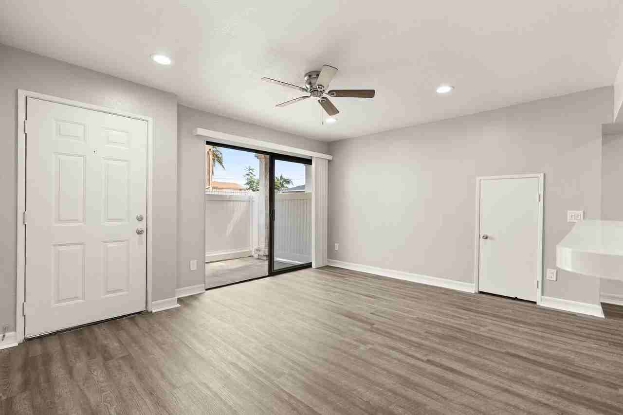 Sea Mist Village - Photo 7 of 25