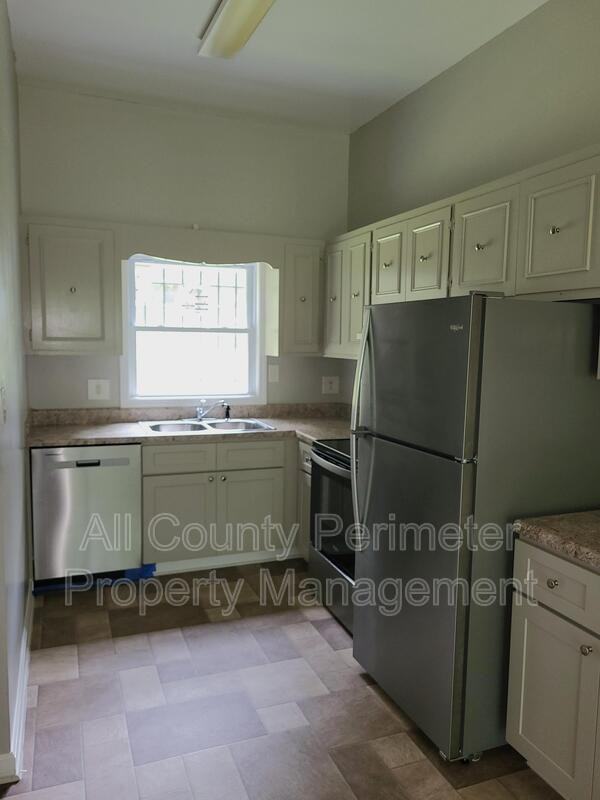167 Parkridge Ct - Photo 4 of 11