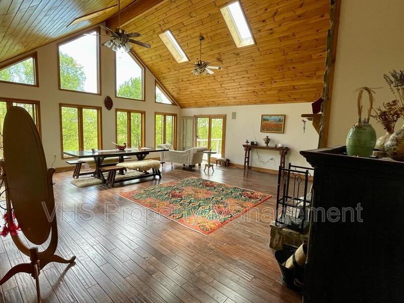 59 Hungry Horse Ln - Photo 3 of 38