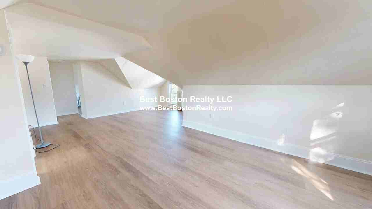 107 Warren St #2 - Photo 2 of 9