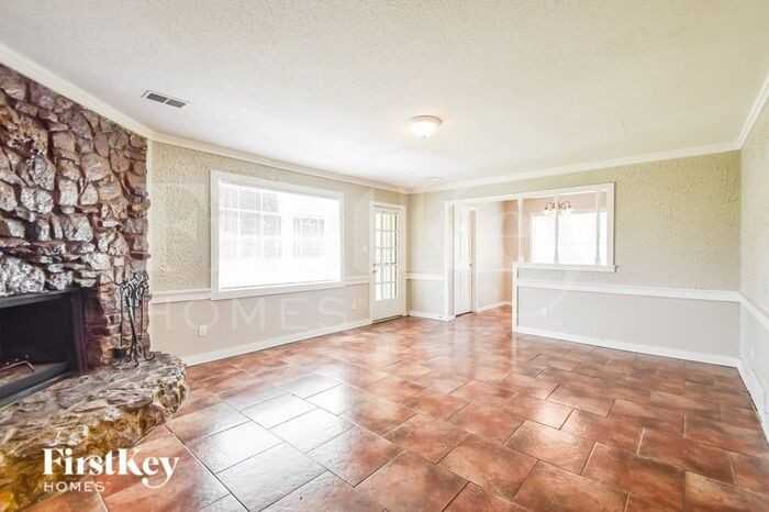 4475 Grinstead Cv - Photo 3 of 16