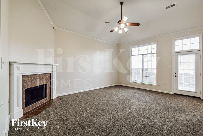 9042 Fulton Ln - Photo 3 of 16