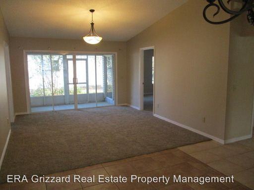 32206 Sweet Briar Ct - Photo 2 of 9