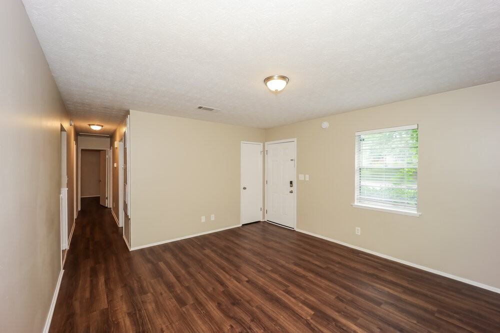 6133 Fieldcrest Dr - Photo 5 of 16