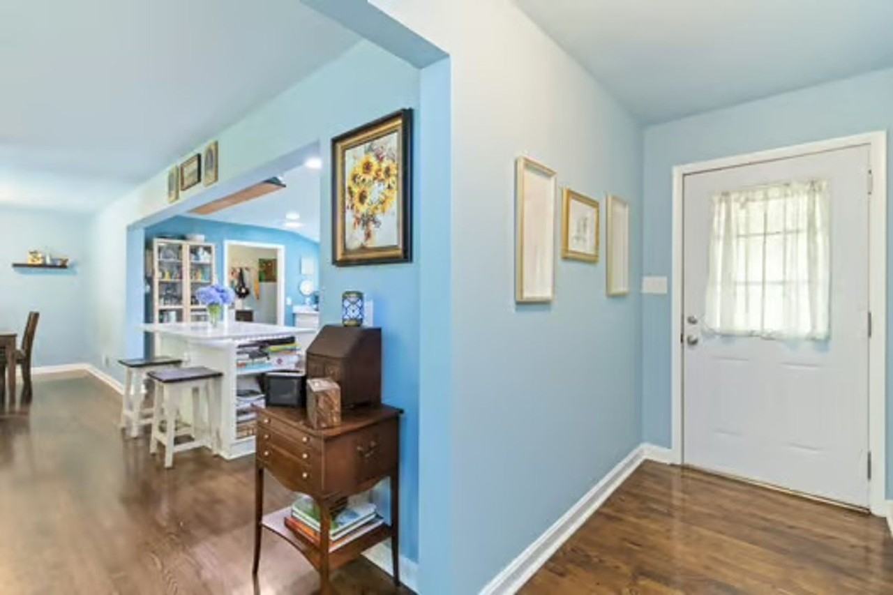 12 Paddock Dr - Photo 3 of 16