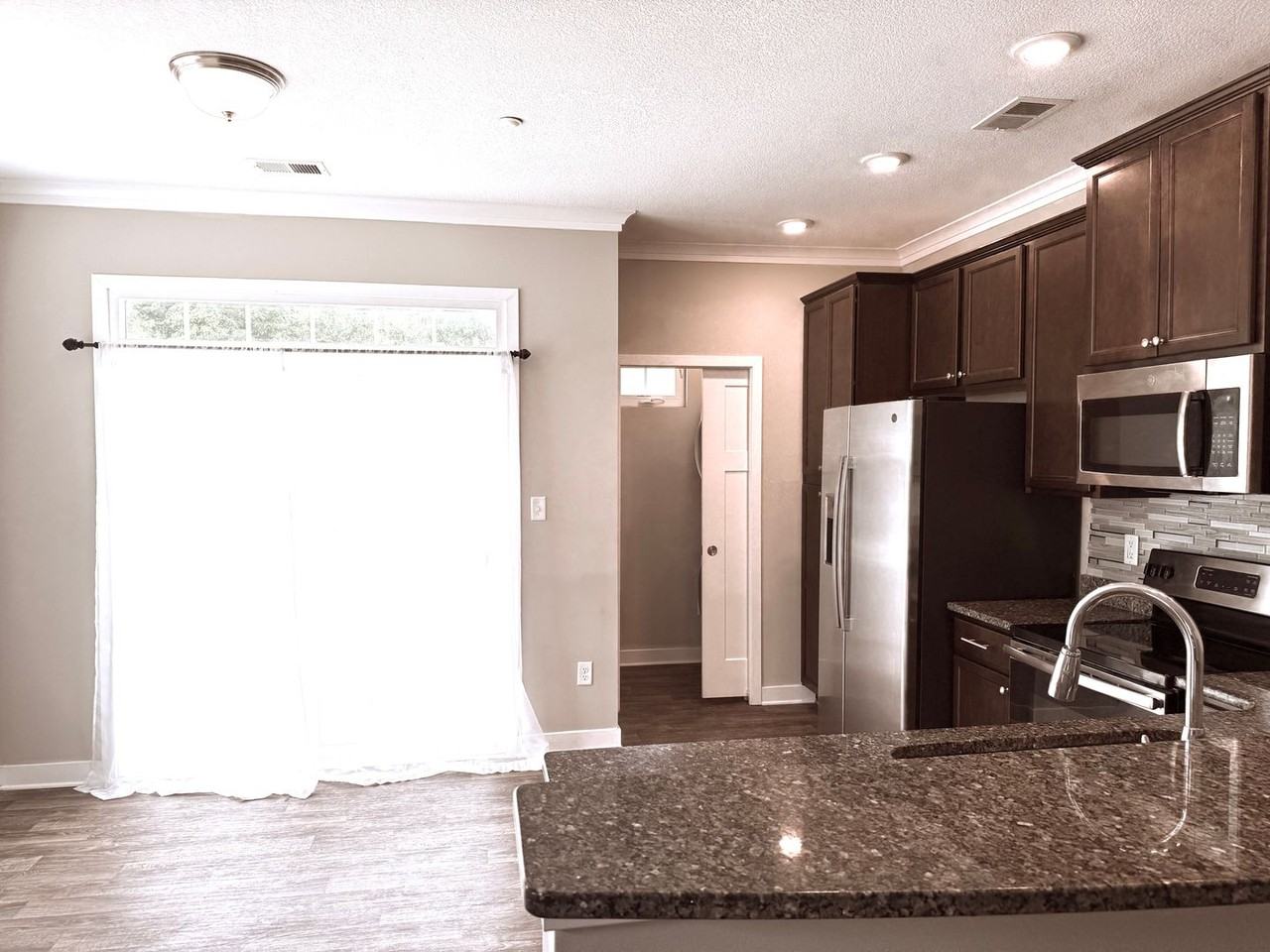 1303 Tides Edge Ct - Photo 5 of 25