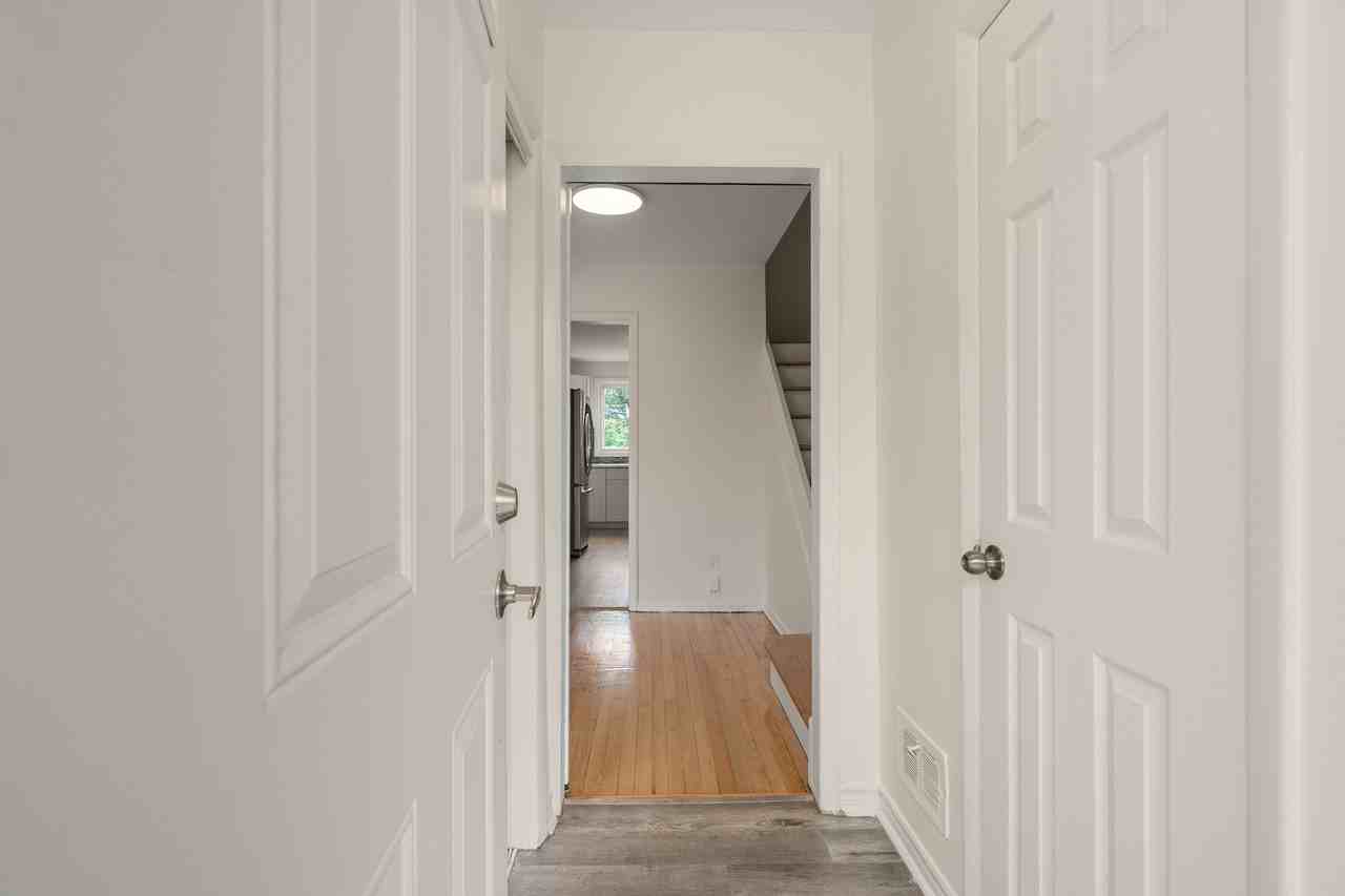 2726 Colman Street - Photo 3 of 19