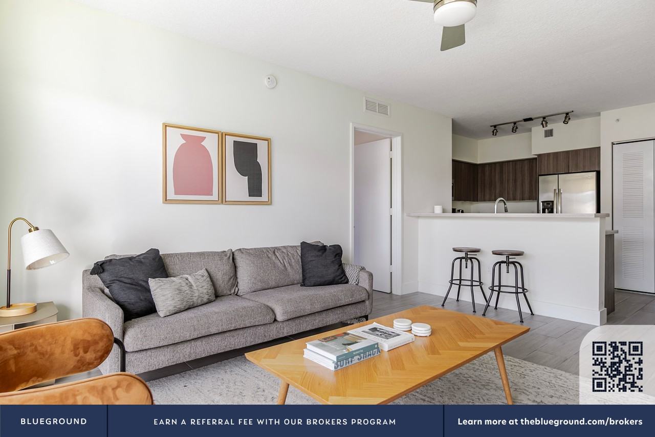 1000 Northwest 7th Street - Photo 4 of 48