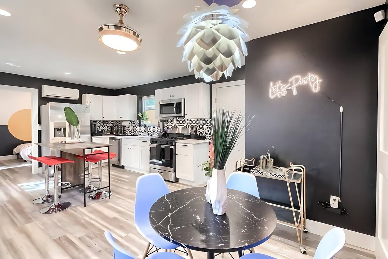 1503 E 3rd St #1026400P - Photo 2 of 19