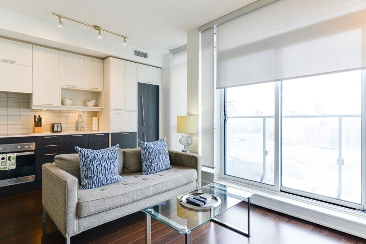 217 Adelaide Street West - Photo 2 of 21