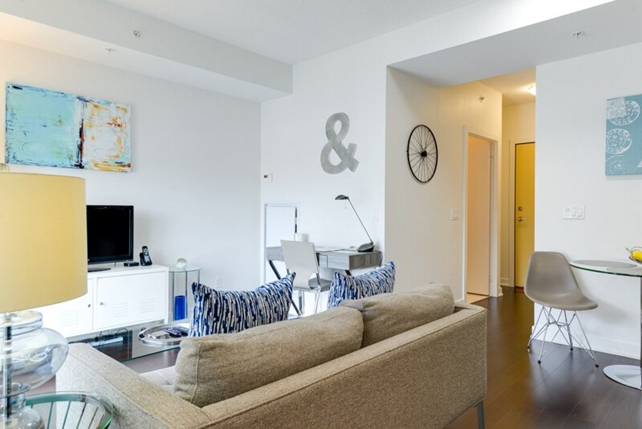 217 Adelaide Street West - Photo 3 of 21