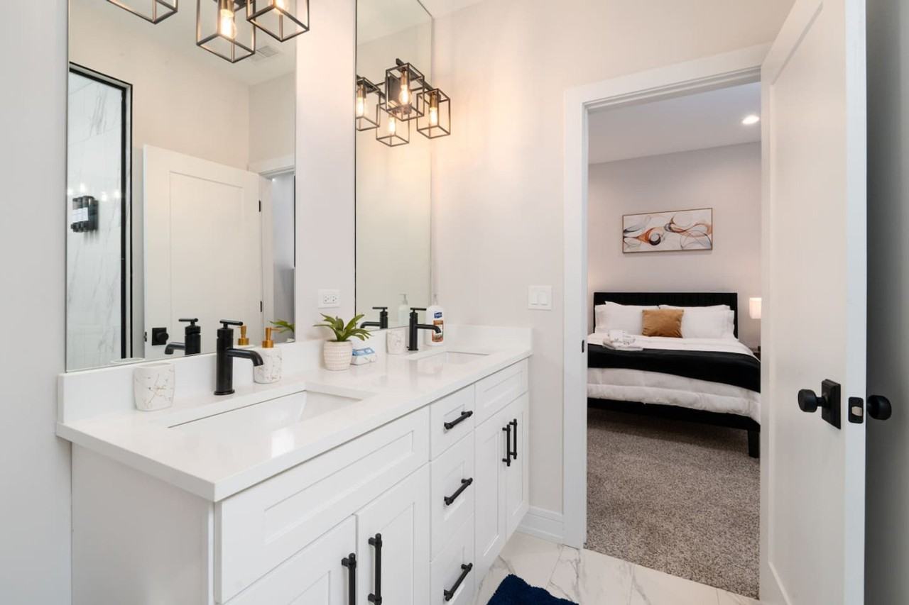 3723 S Giles Ave #1228643P - Photo 4 of 31