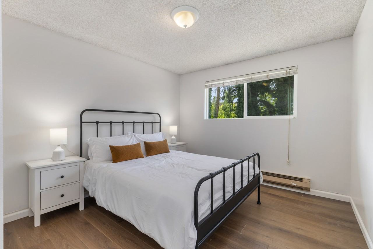 15706 Ash Way #1234677P - Photo 4 of 20