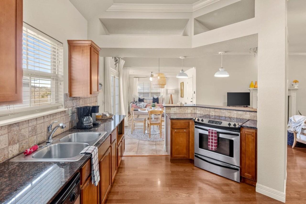 4181 N Rolling Meadows Dr #1241293P - Photo 5 of 37