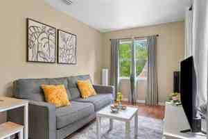 featured image of 1022 E 25th Ave