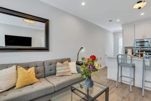 306 W Gaston St - Photo 1 of 1