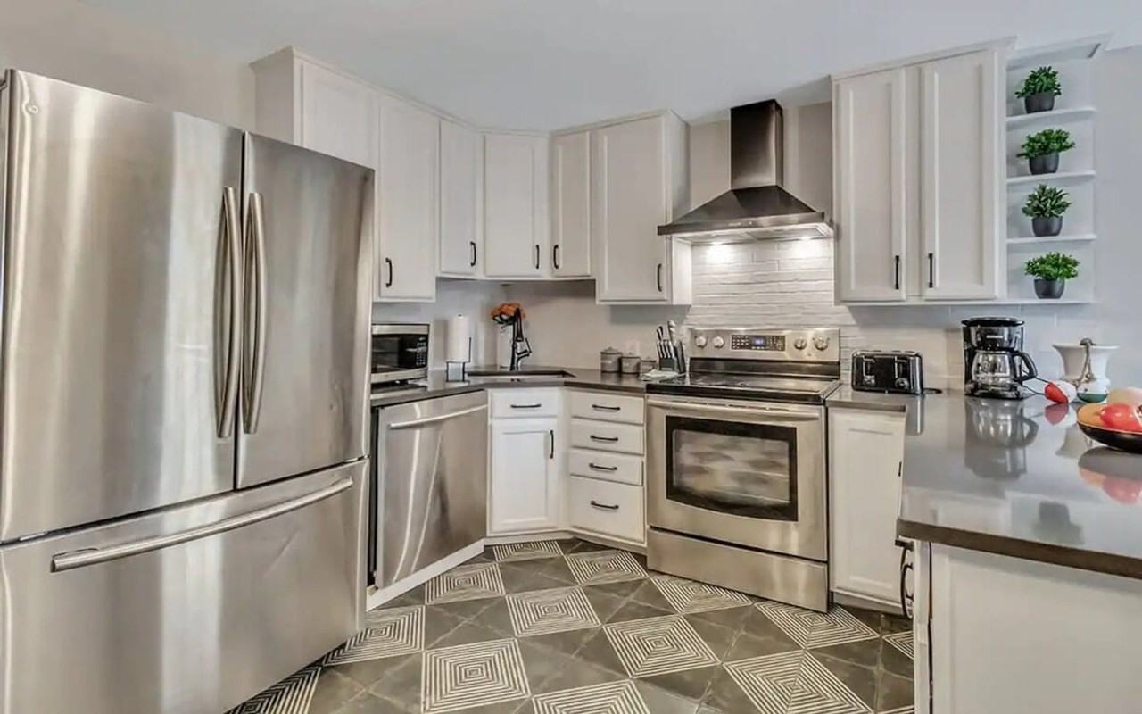 515 E Huntingdon St #1244807P - Photo 7 of 33