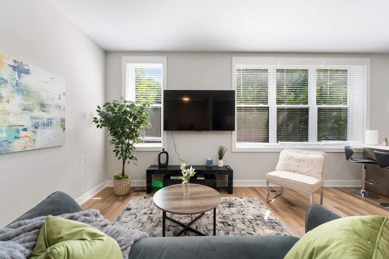 1900 W 17th St #1244928P - Photo 3 of 39