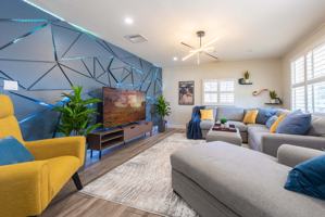 featured image of 3502 E Crocus Dr