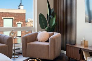 1122 W Chicago Ave - Photo 1 of 1