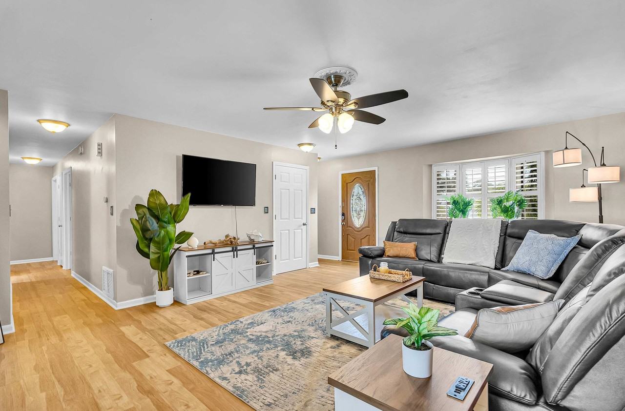 897 Imperial Dr #1244950P - Photo 6 of 50