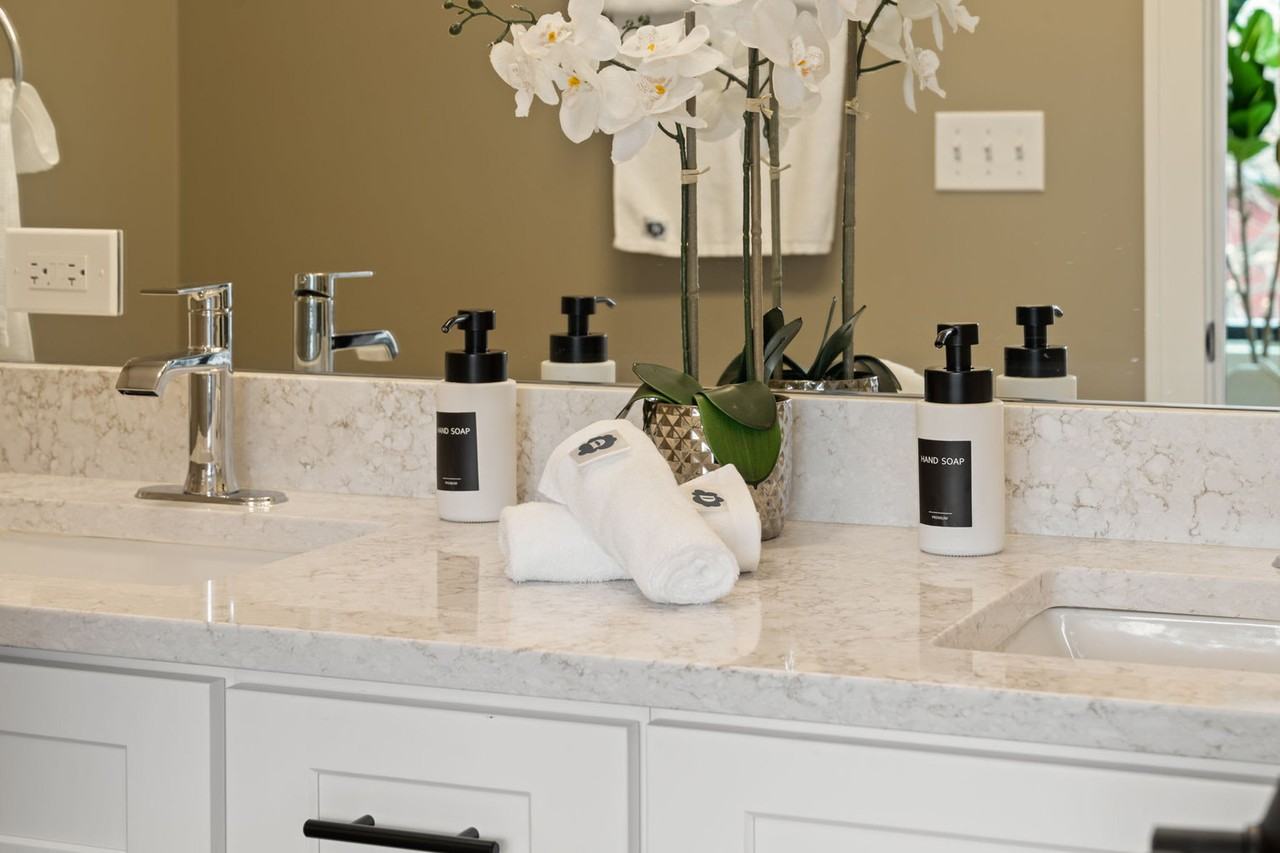 2006 W 21st St #1244959P - Photo 4 of 44